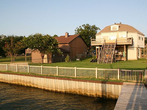 2nd image of 528 Water View Dr