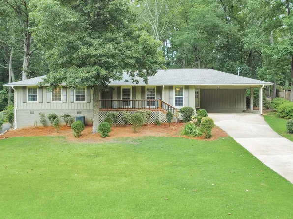 1556 Smithwood Dr, Marietta, GA 30062