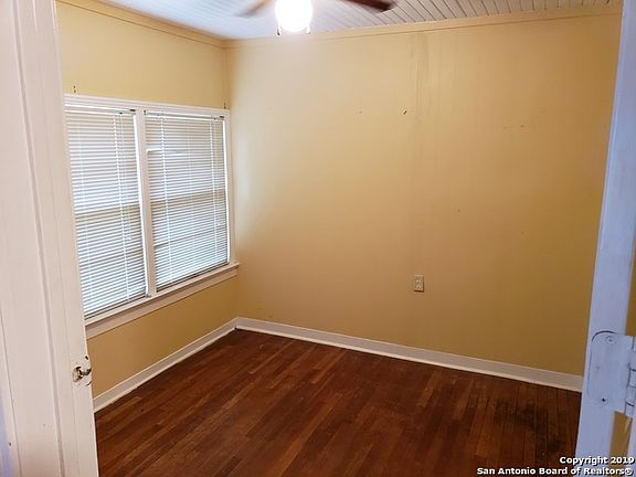 5th image of 1026 E Humphreys St