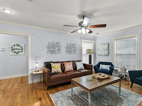 4th image of 3833 Englewood Ln