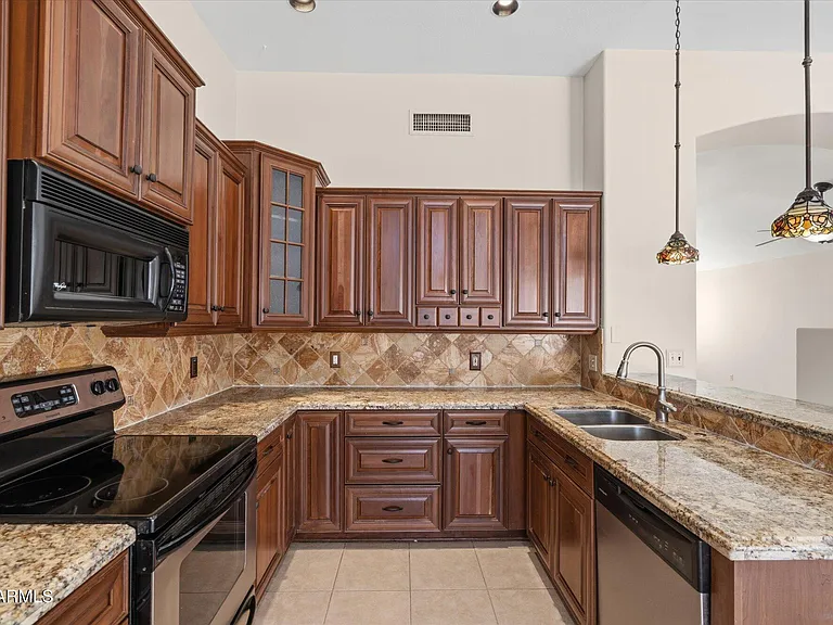15034 S 47th St — Photo 10