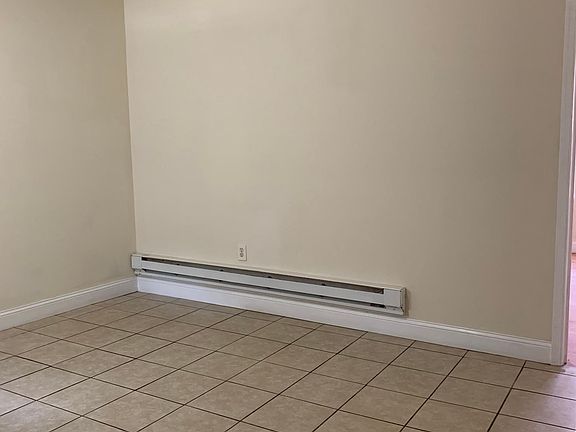5th image of 2406 Sharswood St #2