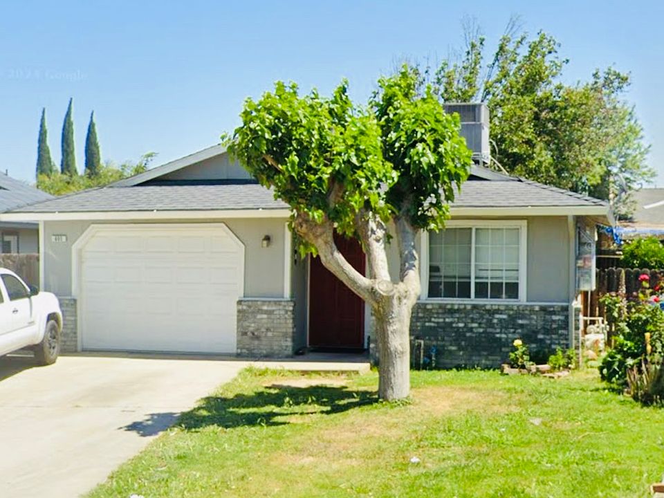 1st image of 605 Oakridge Dr