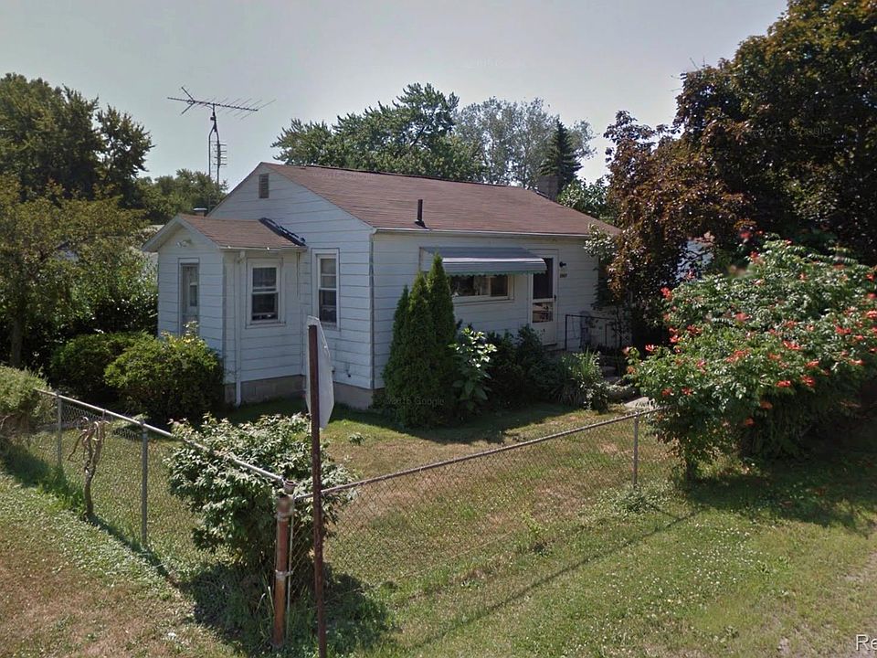 1st image of 1680 Walnut St