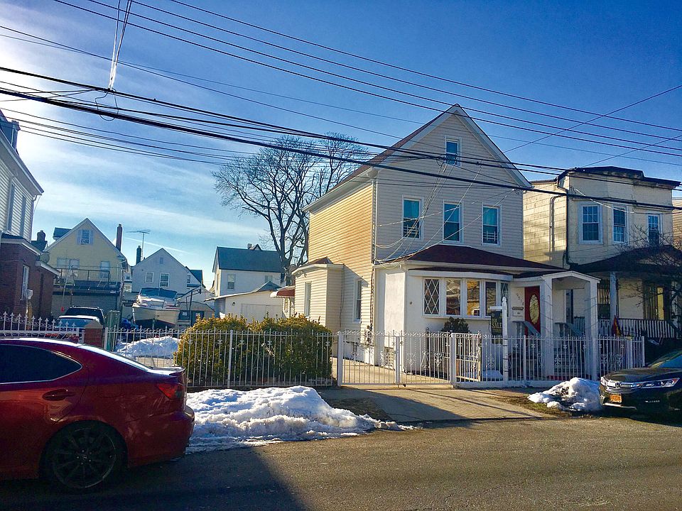 1st image of 9518 109th St