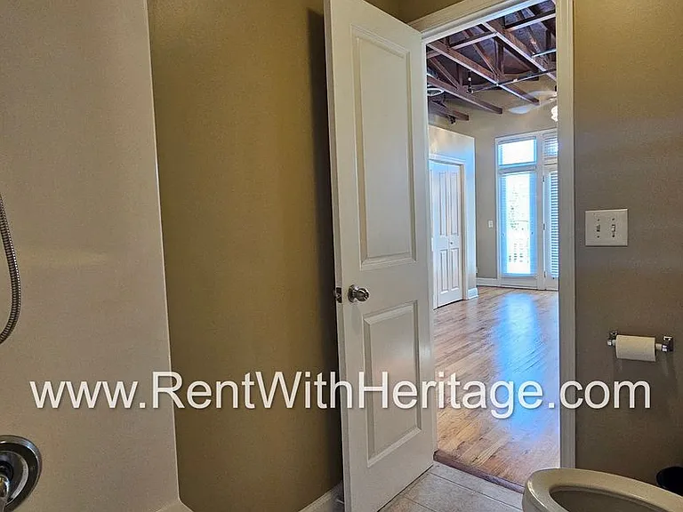 130 W Montgomery St #D — Photo 16