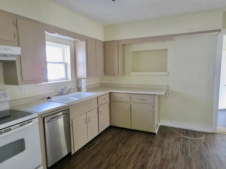 509 S Park Ave — Photo 7