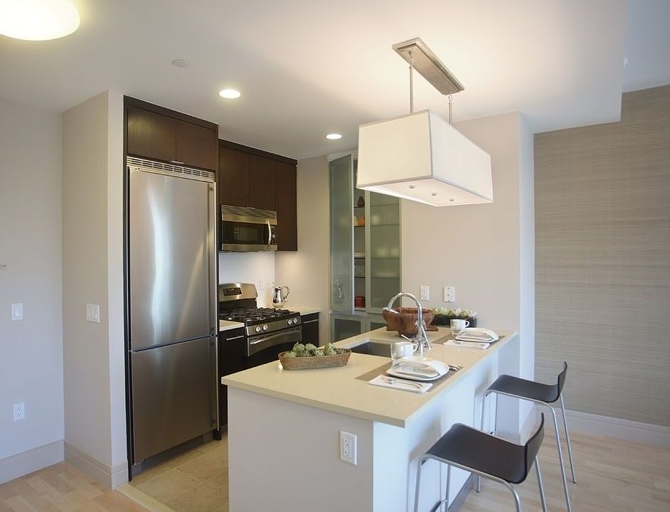 1st image of 200 W 72nd St APT 16H
