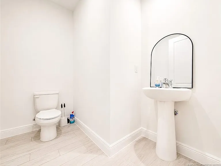 3583 NW Solange Ct — Photo 14