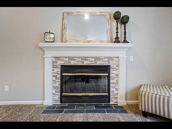 3rd image of 56930 Wild Heather Dr