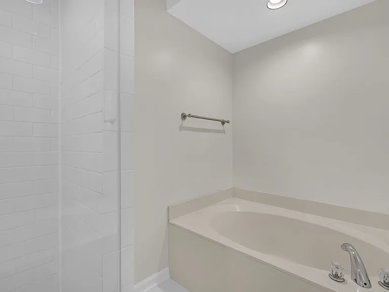 3636 Habersham Rd NW #2107 — Photo 25