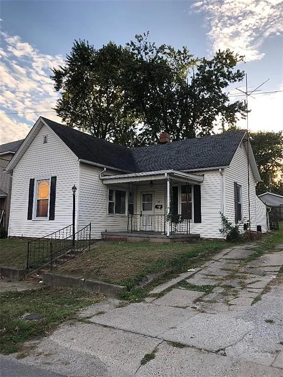 605 S Elm St photo 1