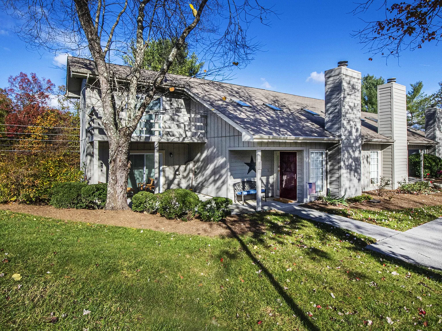 304 Chota View Place - 1 — Photo 3