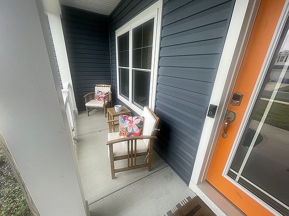 4th image of 507 Edward St