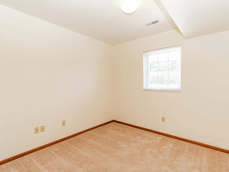 Hightree Townhomes — Photo 33