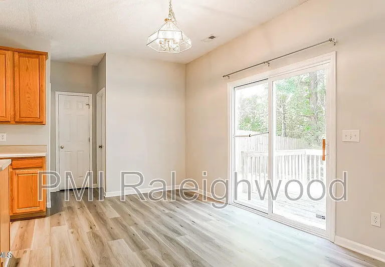 4443 Karlbrook Ln — Photo 7