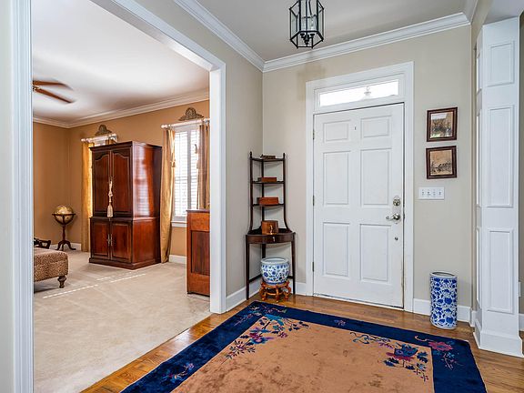 2nd image of 109 Treyburne Way