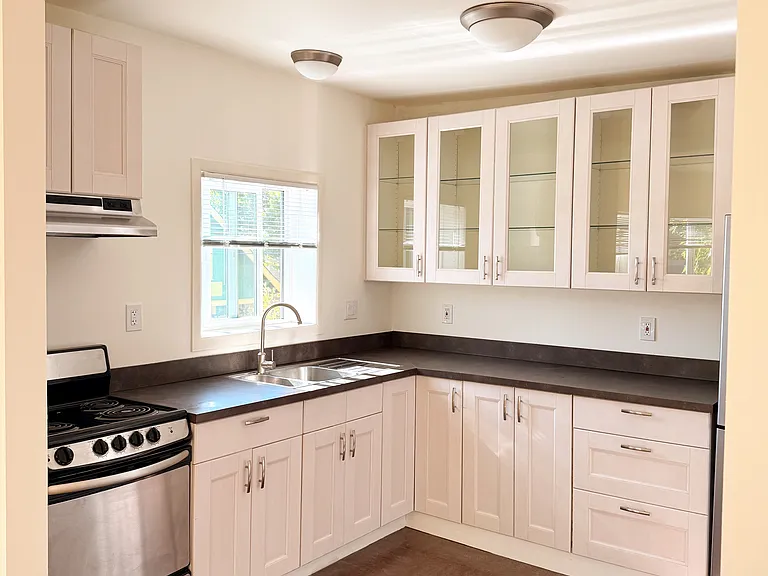 1601-1621 NE Killingsworth St #2 — Photo 5