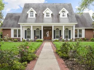1345 Shadowdale St, Bridge City, TX 77611