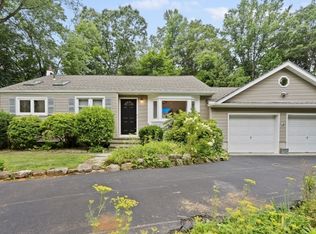 45 Lake Dr, Randolph, NJ 07869