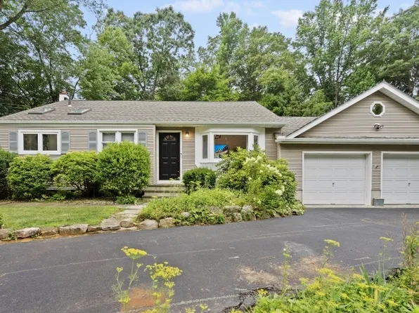 45 Lake Dr, Randolph Twp., NJ 07869