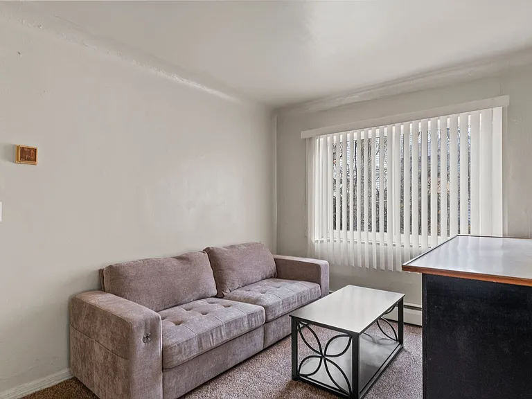 415 Volkert Pl — Photo 10