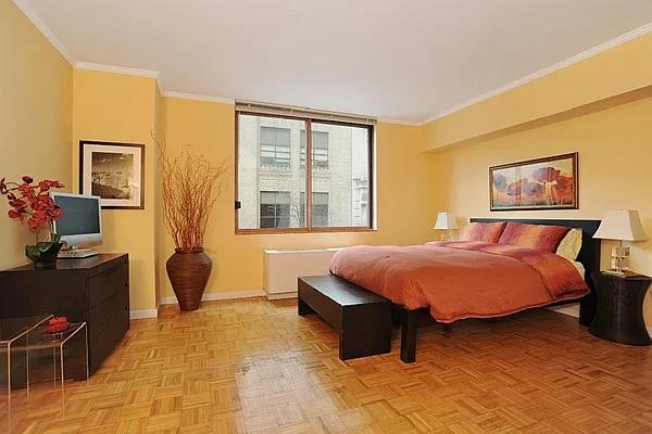 Sold by Corcoran | media 2