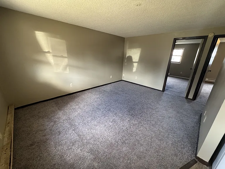 3114 E Pike S — Photo 3