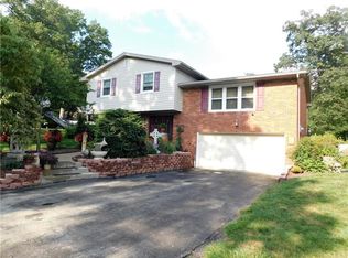 1020 Mt View Vlg, Greensburg, PA 15601