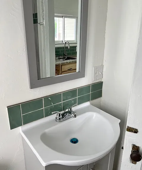 963 Colorado Ave — Photo 5
