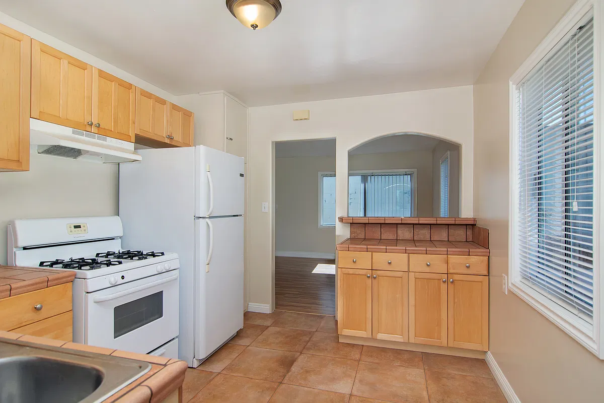1 bed, $1,995 — Photo 2