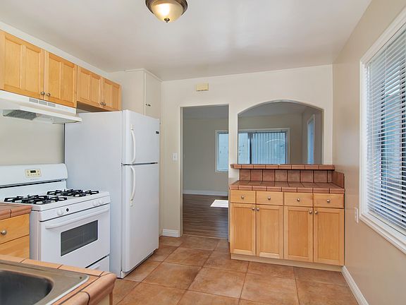 2nd image of 268 Church Ave APT D