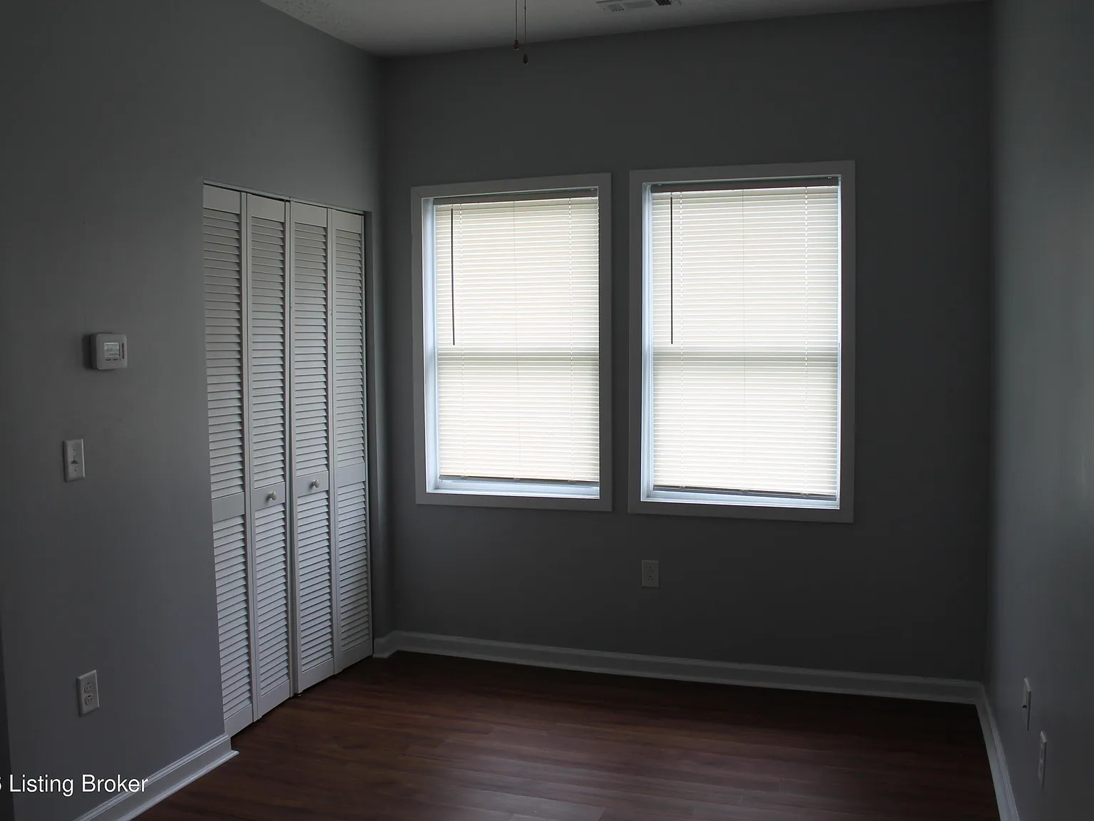 3 bed, 2.0 bath, 800 sqft, $1,350 — Photo 4