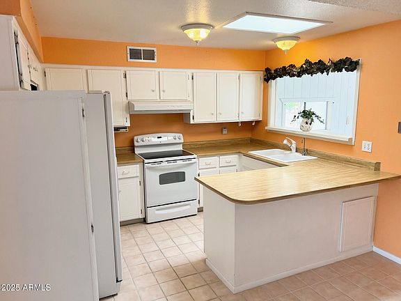 3rd image of 8303 E EDGEWOOD Avenue