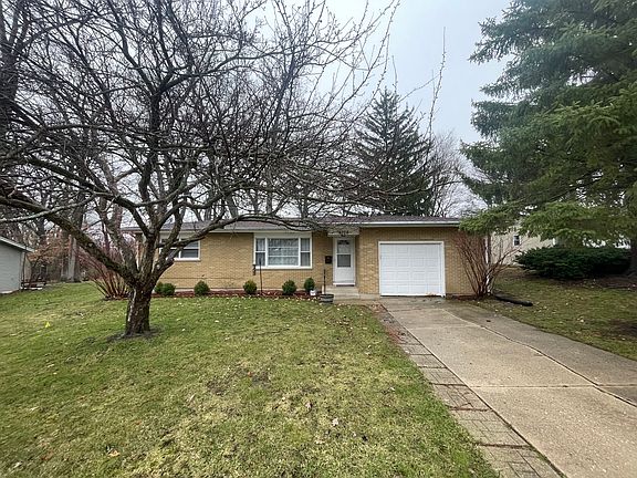 3rd image of 4708 W Cumberland Cir