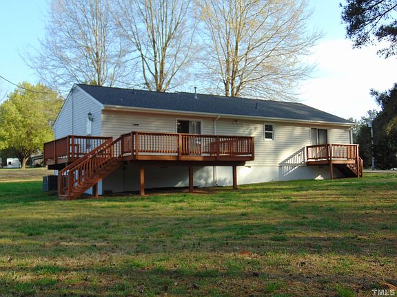 2nd image of 42 Tucker Cir
