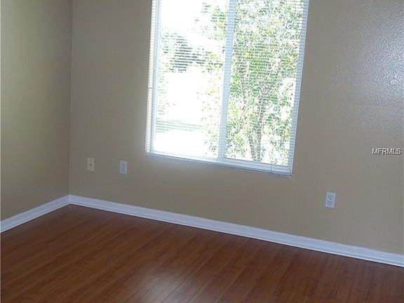 5th image of 18118 Paradise Point Dr