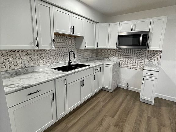 2nd image of 3717 Dandridge Ave