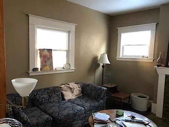 1310 Wealthy St SE #1