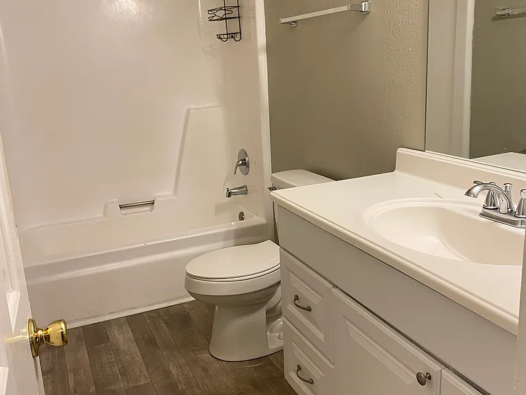 1301 Neelys Bend Rd #66 — Photo 12