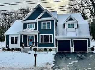 216 Concord Ave, Lexington, MA 02421