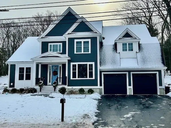 216 Concord Ave, Lexington, MA 02421