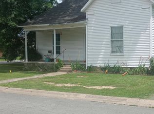 620 1st St #1, Conway, AR 72032