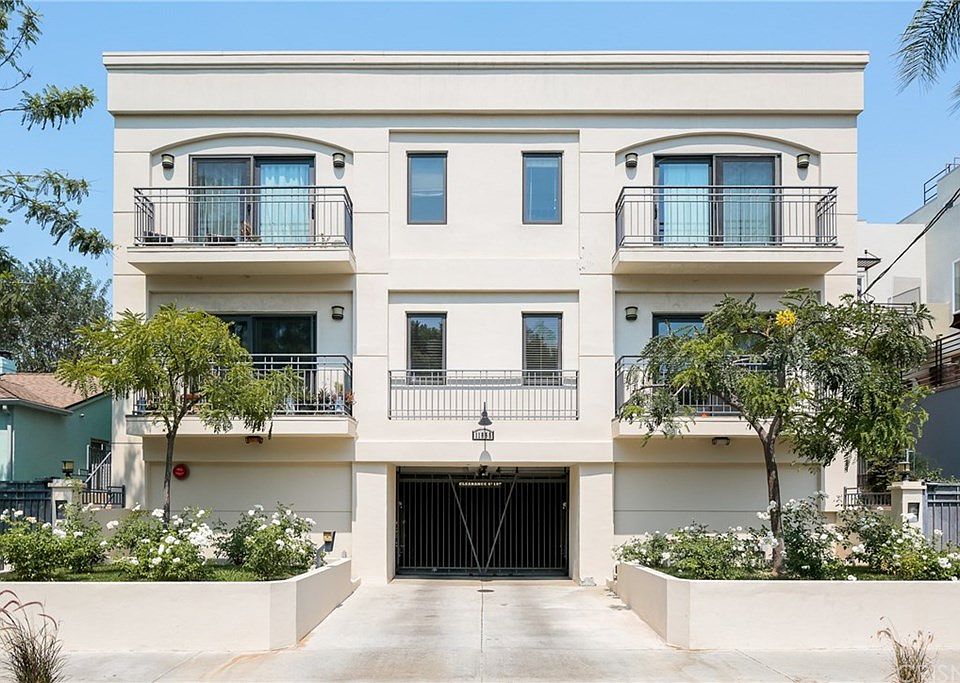 1st image of 11855 Laurelwood Dr APT 2