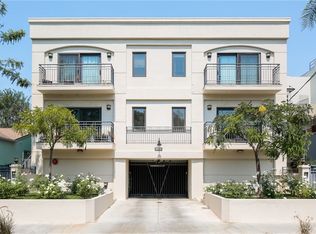 11855 Laurelwood Dr APT 2, Studio City, CA 91604