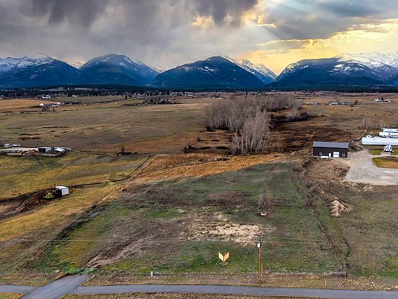 4th image of 1789 Us Highway 93 N