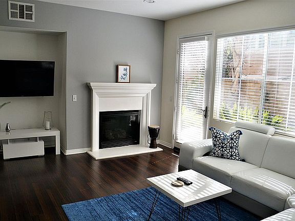 4th image of 23810 Toscana Dr