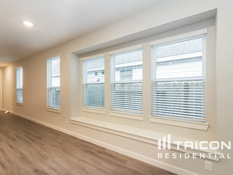 Tricon Veranda — Photo 60