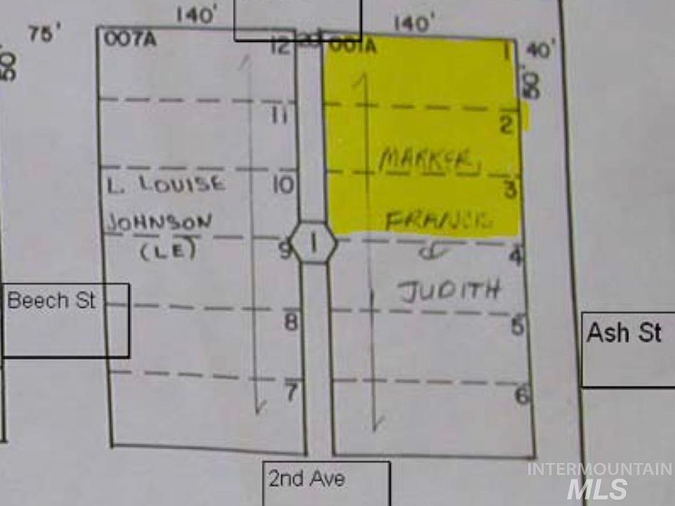 2nd image of 102 Ash St