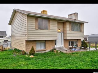 7958 W Bridgton Dr, Magna, UT 84044
